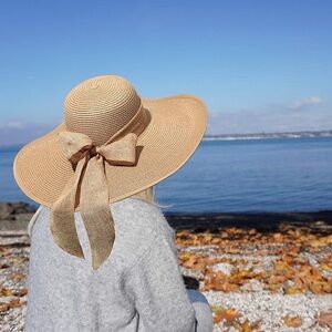 Wide Brim Beach Hat Floppy Brim with Bow and hair tie